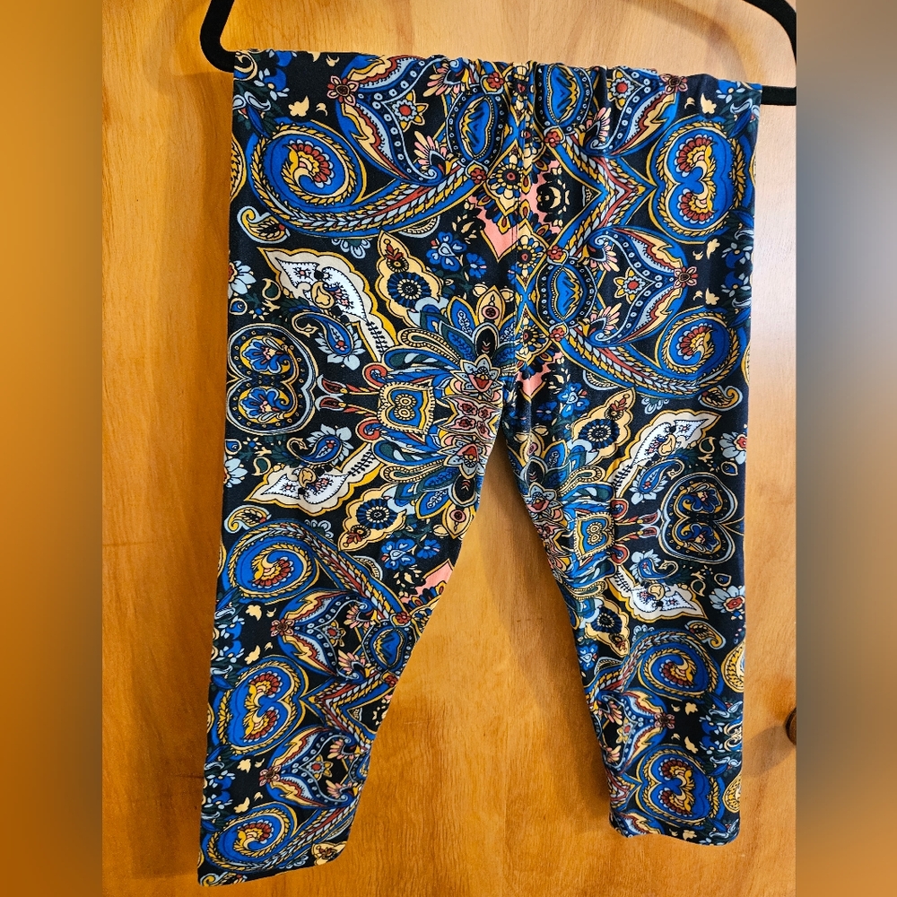 Capri-length Leggings